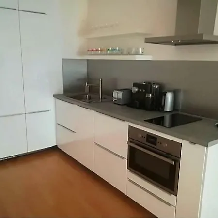 Modrany Apartment Prag