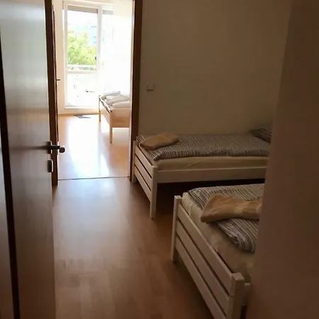 Modrany Апартаменты Прага
